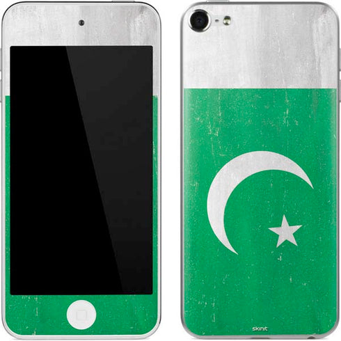 Pakistan Flag Distressed Apple iPod Skin
